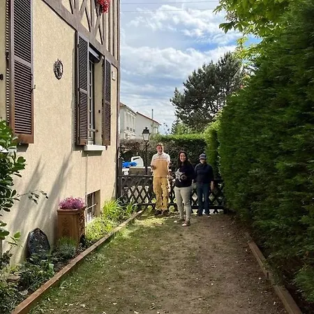 Normandy シャレー Gagny